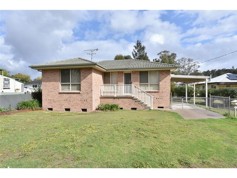 9 Halcyon Street, Cessnock NSW 2325