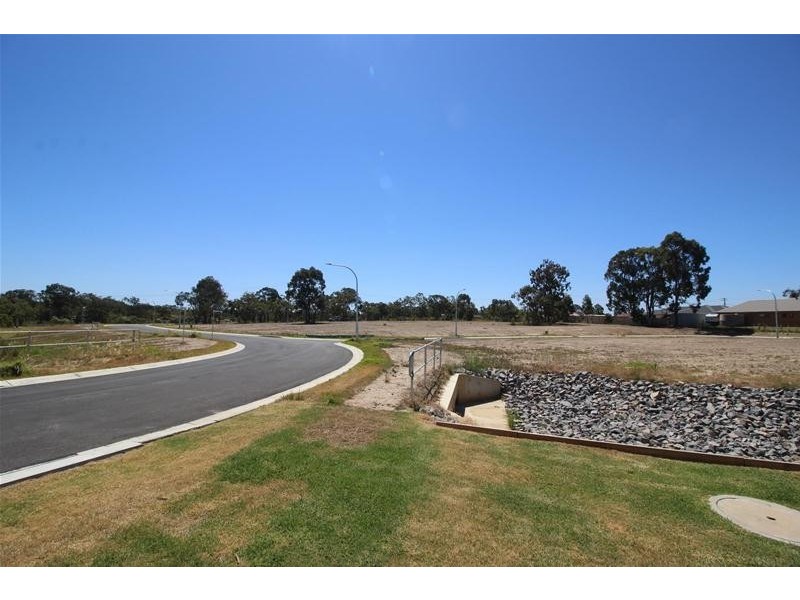 7 Lois Close, Heddon Greta NSW 2321