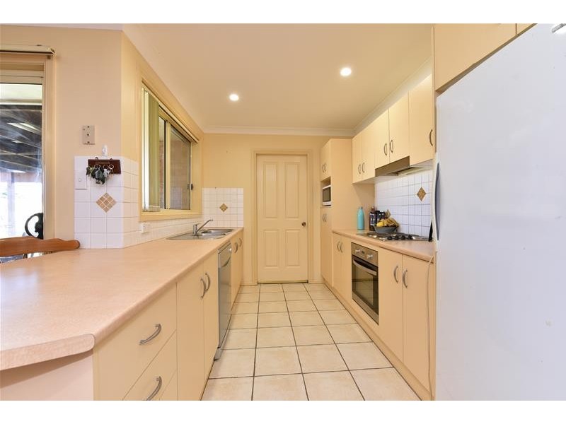 9 Tyrell Grove, Cessnock NSW 2325