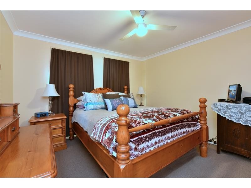 9 Tyrell Grove, Cessnock NSW 2325