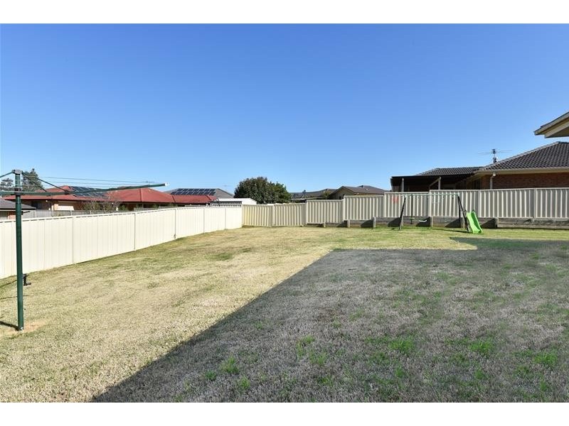 9 Tyrell Grove, Cessnock NSW 2325