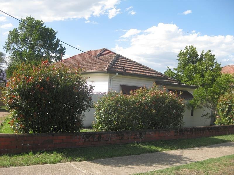 2/272 Maitland Road, Cessnock NSW 2325