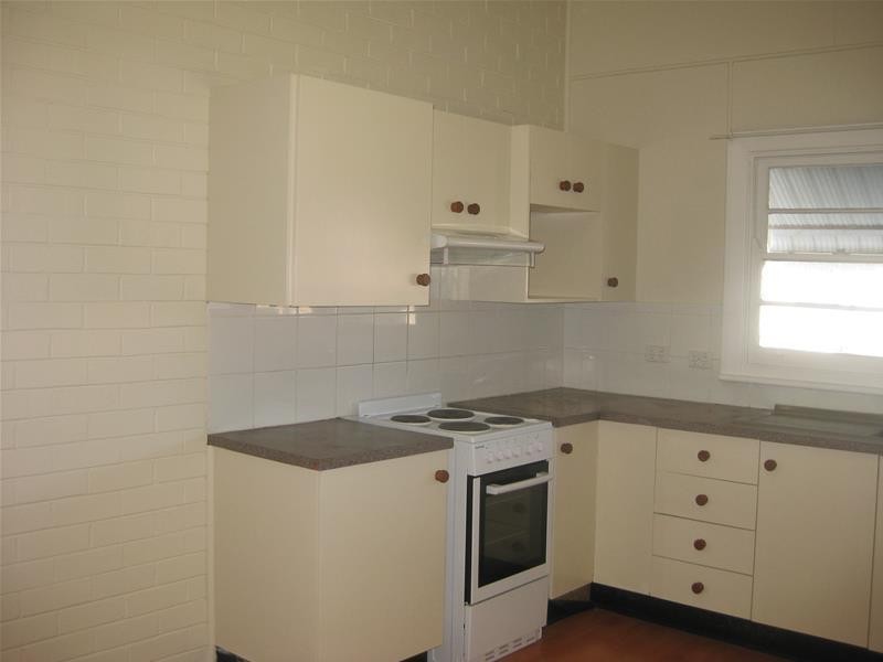 2/272 Maitland Road, Cessnock NSW 2325