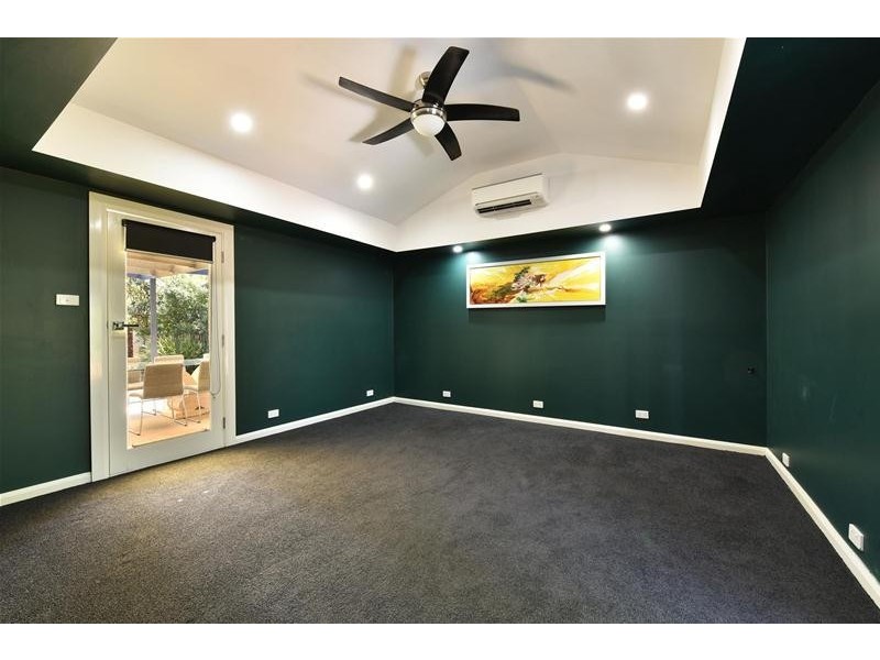 1 Russell Street, Gillieston Heights NSW 2321