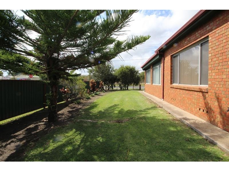 30 Government Road, Weston NSW 2326