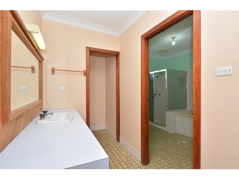 28 Ferguson Street, Cessnock NSW 2325