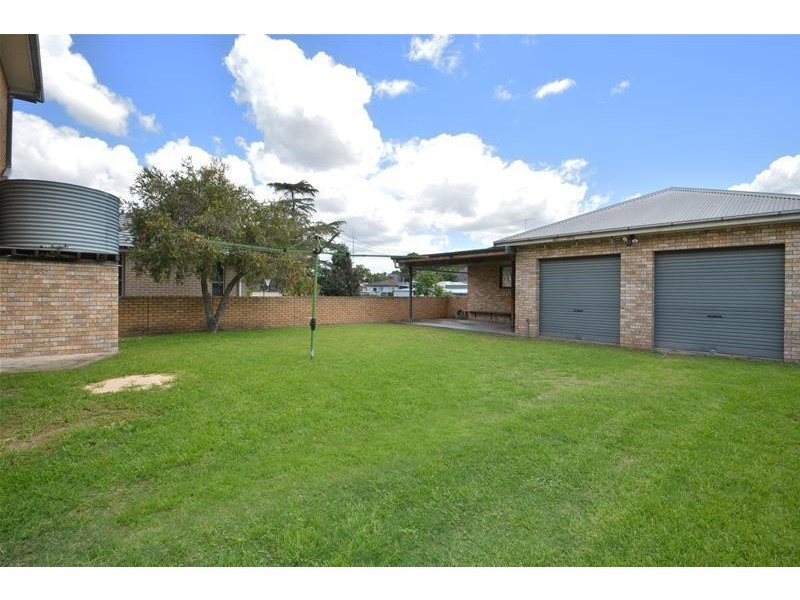 28 Ferguson Street, Cessnock NSW 2325