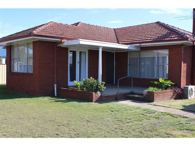 15 Railway Street, Kurri Kurri NSW 2327