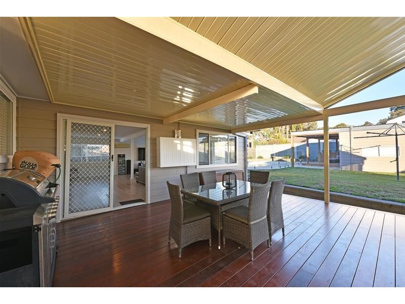 8 Adams Street, Heddon Greta NSW 2321