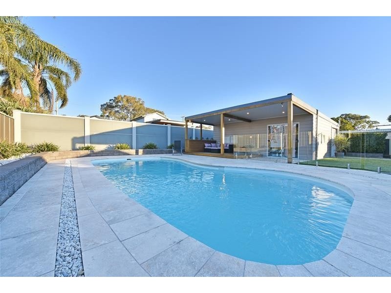 8 Adams Street, Heddon Greta NSW 2321