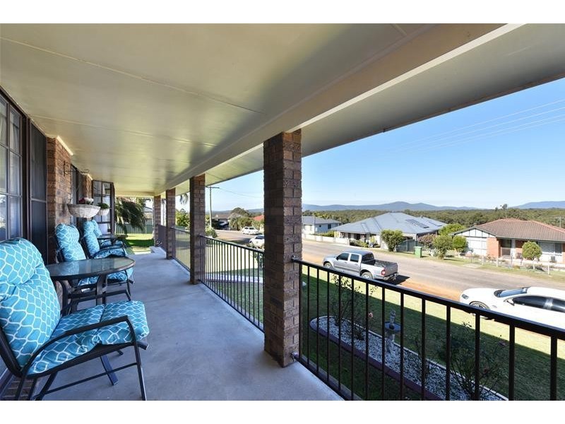 31 Neath Street, Pelaw Main NSW 2327