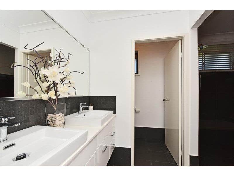 31 Neath Street, Pelaw Main NSW 2327