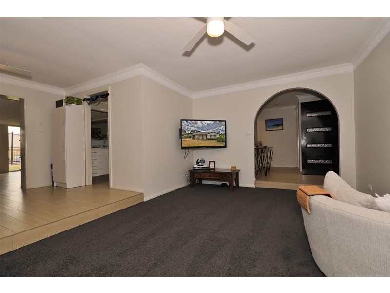 11 Clift Street, Heddon Greta NSW 2321