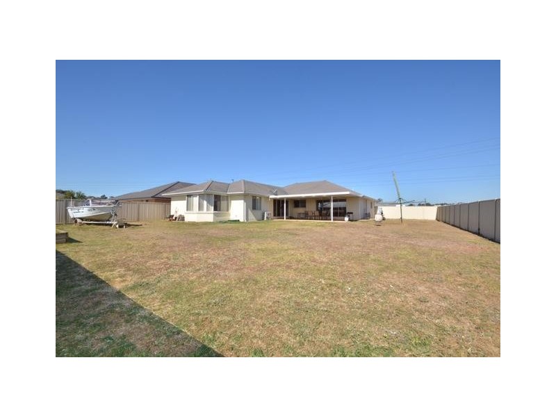 2 Radford Street, Heddon Greta NSW 2321