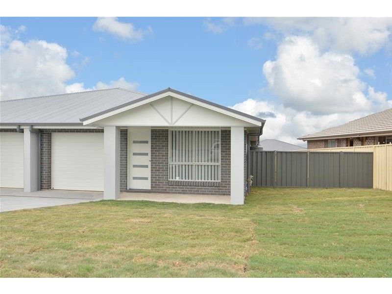2/39 Ashton Drive, Heddon Greta NSW 2321