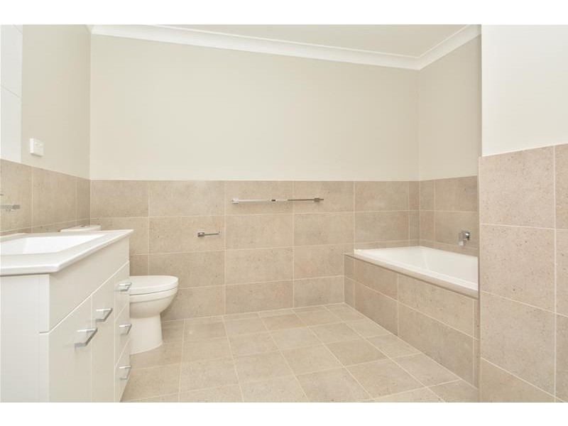 2/39 Ashton Drive, Heddon Greta NSW 2321