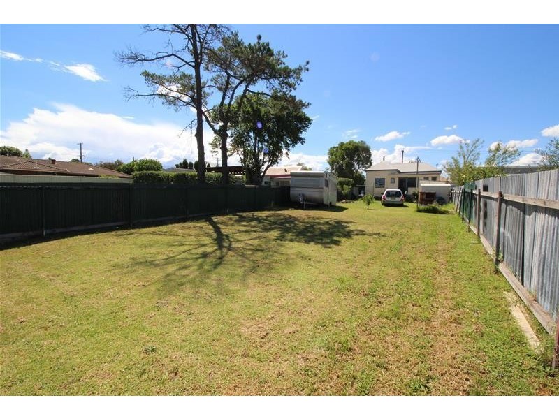 50 Barton Street, Kurri Kurri NSW 2327