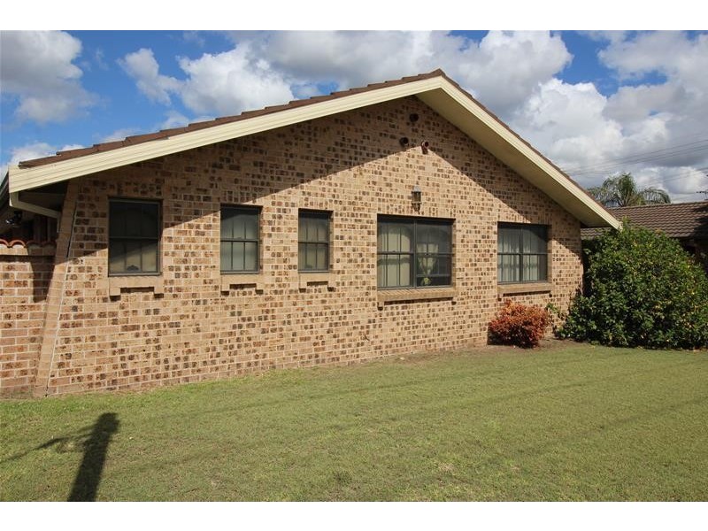 1/102 Mitchell Avenue, Kurri Kurri NSW 2327