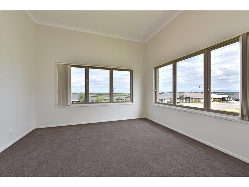 30 Avondale Drive, Thornton NSW 2322