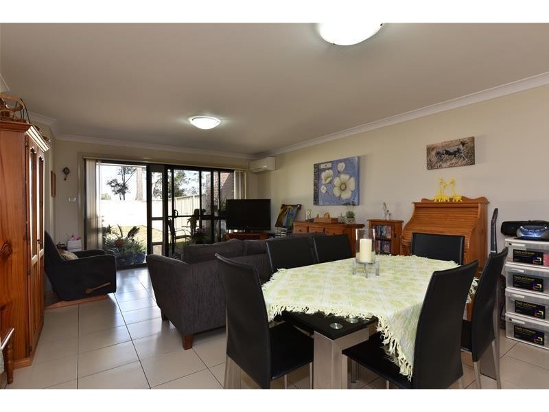 2/36 Ashton Drive, Heddon Greta NSW 2321