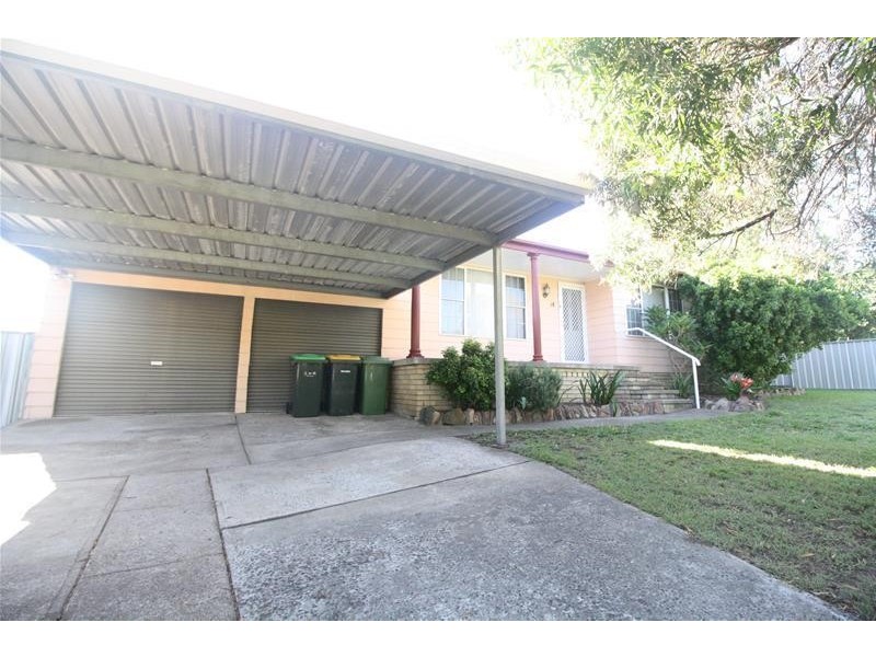 18 Main Road, Cliftleigh NSW 2321