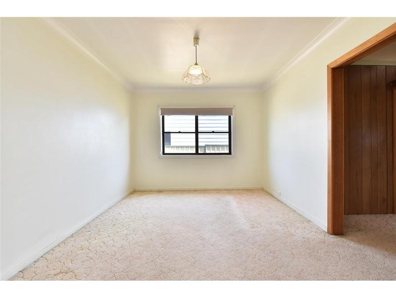 10 Barton Street, Kurri Kurri NSW 2327