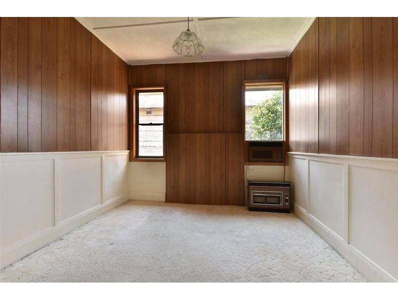 10 Barton Street, Kurri Kurri NSW 2327