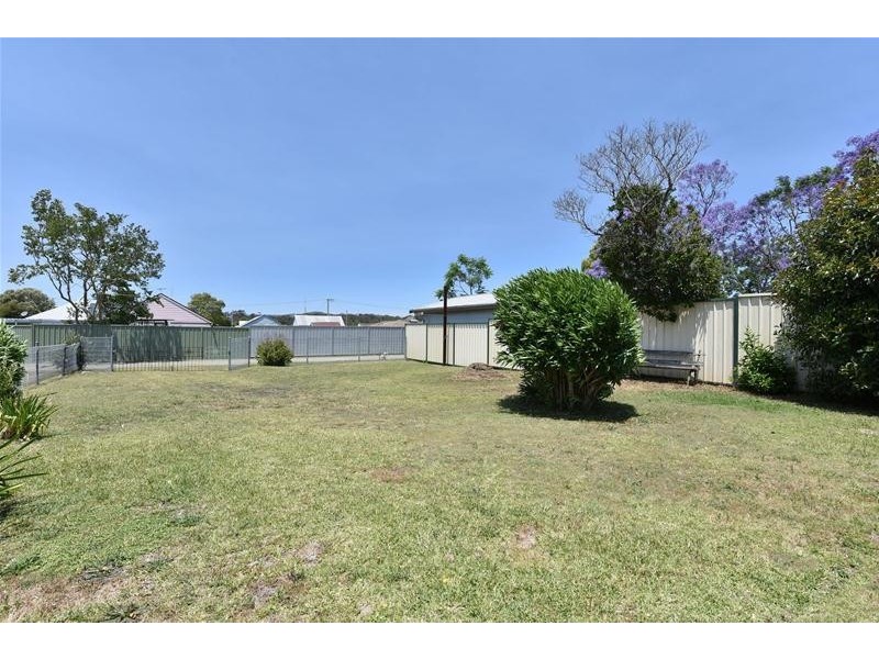 10 Barton Street, Kurri Kurri NSW 2327