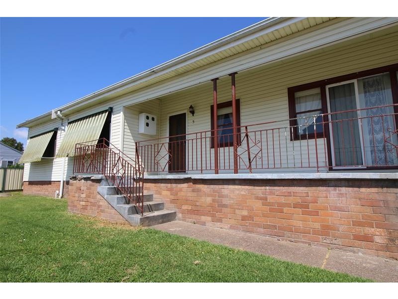5 Quarrybylong Street, Cessnock NSW 2325