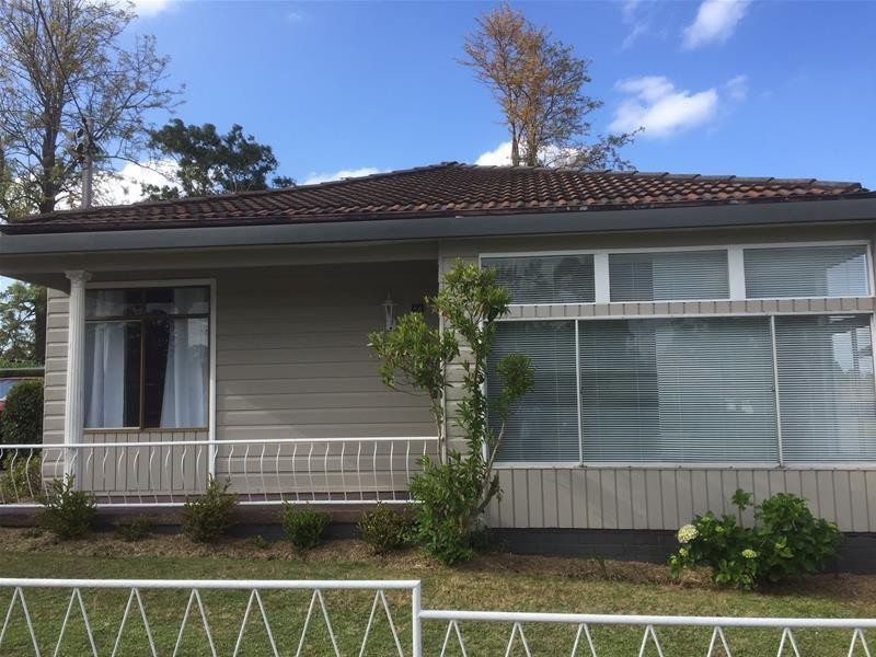 45 Tamworth Street, Abermain NSW 2326