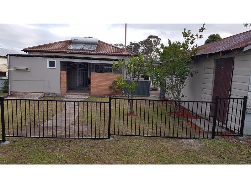 45 Tamworth Street, Abermain NSW 2326