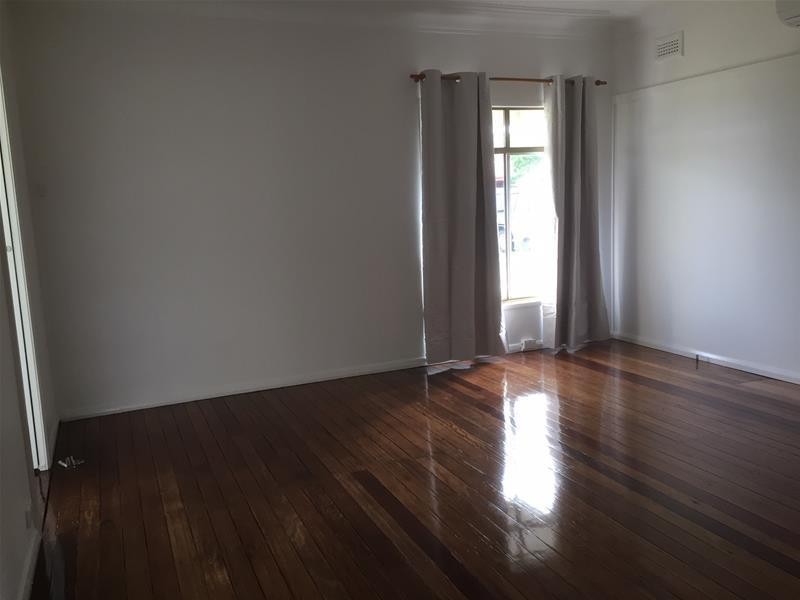 45 Tamworth Street, Abermain NSW 2326