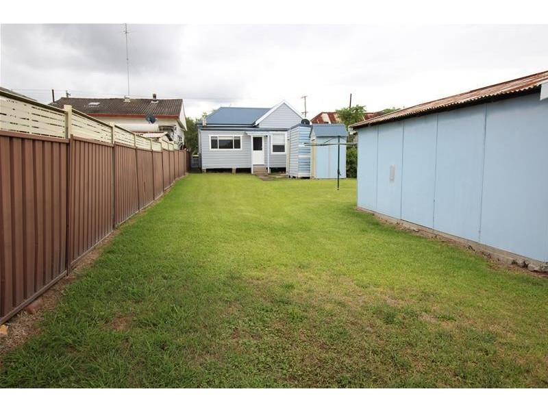 40 Barton Street, Kurri Kurri NSW 2327