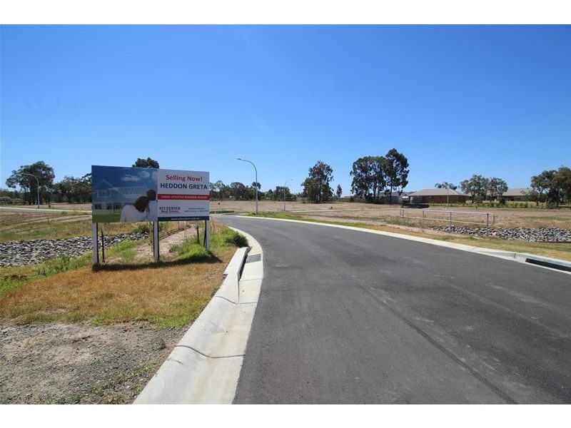 2 Lois Close, Heddon Greta NSW 2321