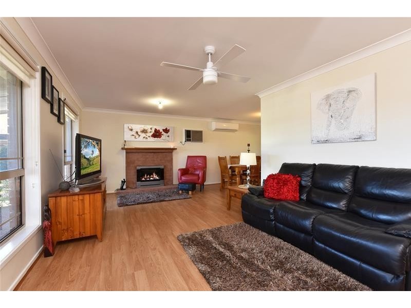 29 Neath Street, Pelaw Main NSW 2327
