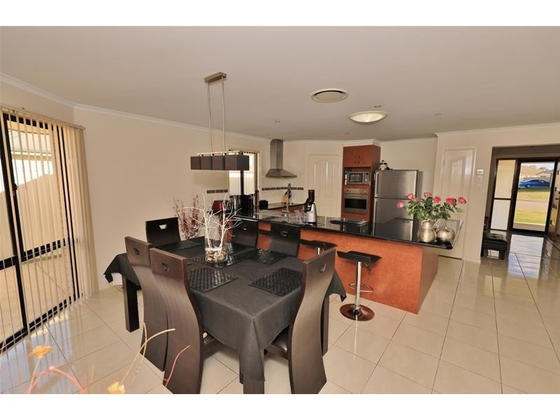 5 Ashton Drive, Heddon Greta NSW 2321