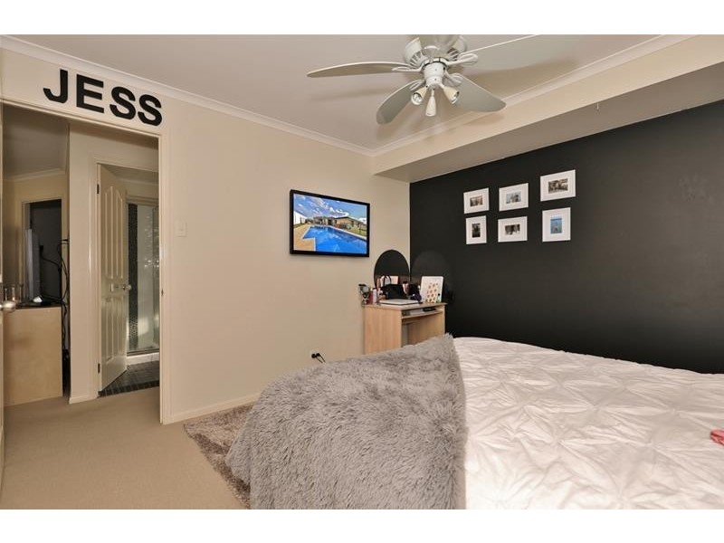 5 Ashton Drive, Heddon Greta NSW 2321