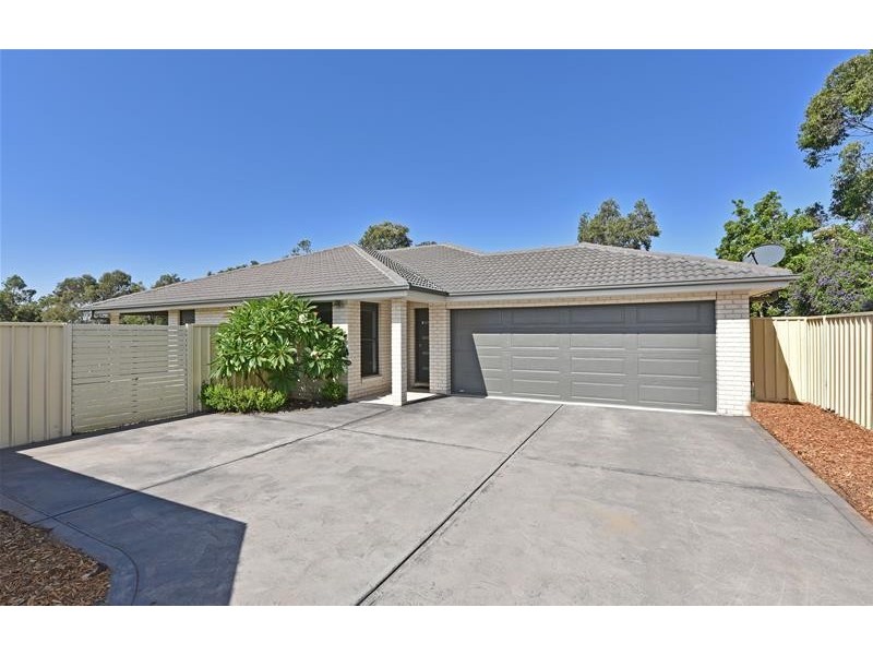 2/8A Lang Street, Kurri Kurri NSW 2327