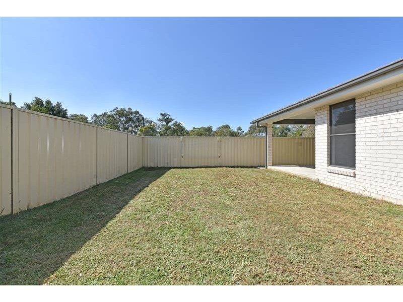 2/8A Lang Street, Kurri Kurri NSW 2327