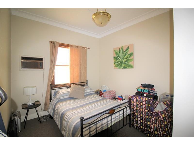 12 Dubbo Street, Abermain NSW 2326