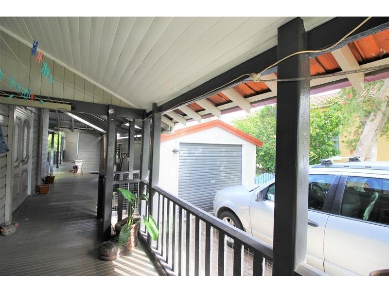 12 Dubbo Street, Abermain NSW 2326