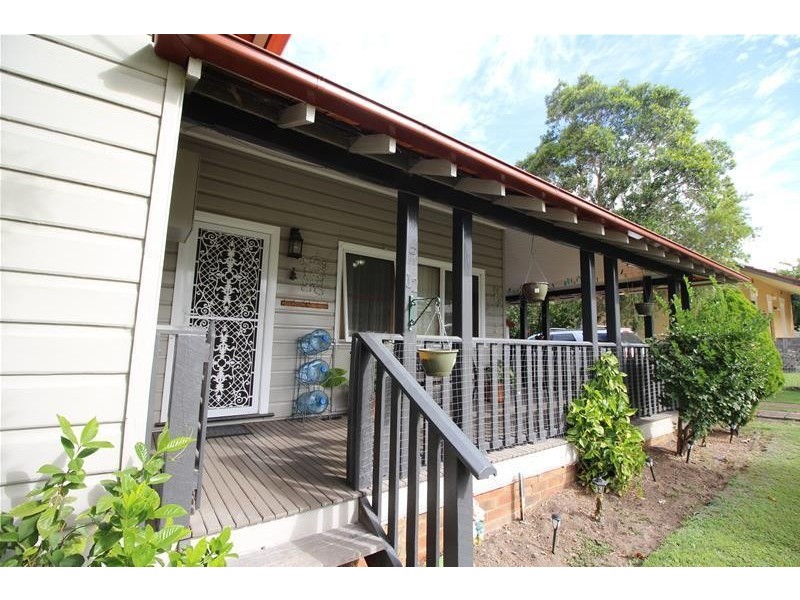 12 Dubbo Street, Abermain NSW 2326