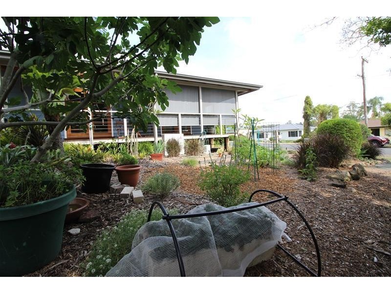 6 Seventh Street, Weston NSW 2326