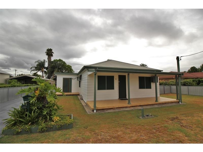 12 Love Street, Cessnock NSW 2325