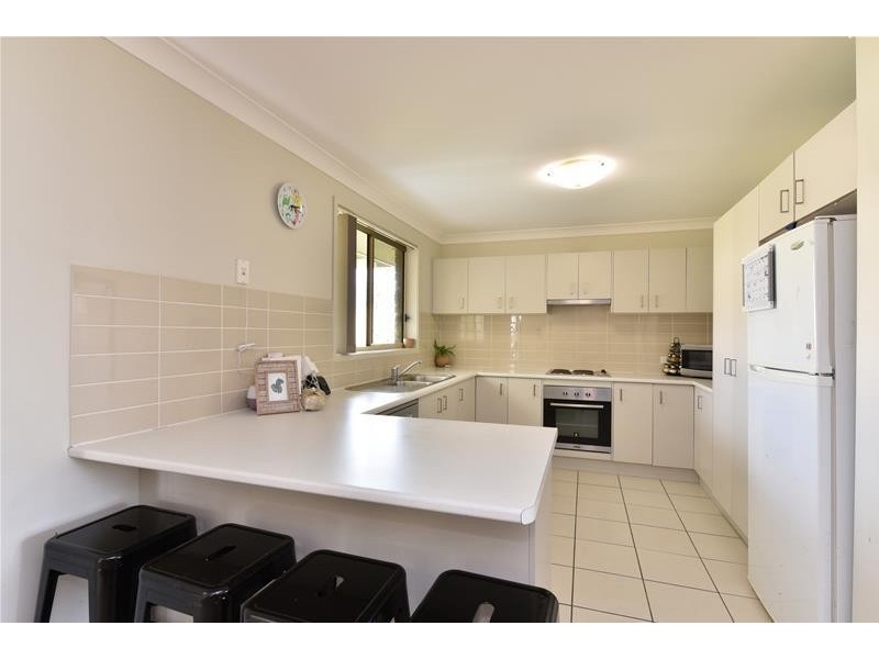 35 Victoria Street, East Branxton NSW 2335