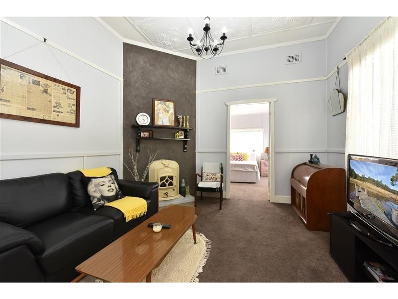 17 Ellalong Street, Pelaw Main NSW 2327