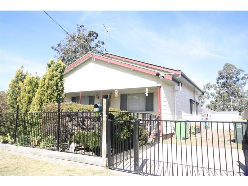 48 Fourth Street, Weston NSW 2326
