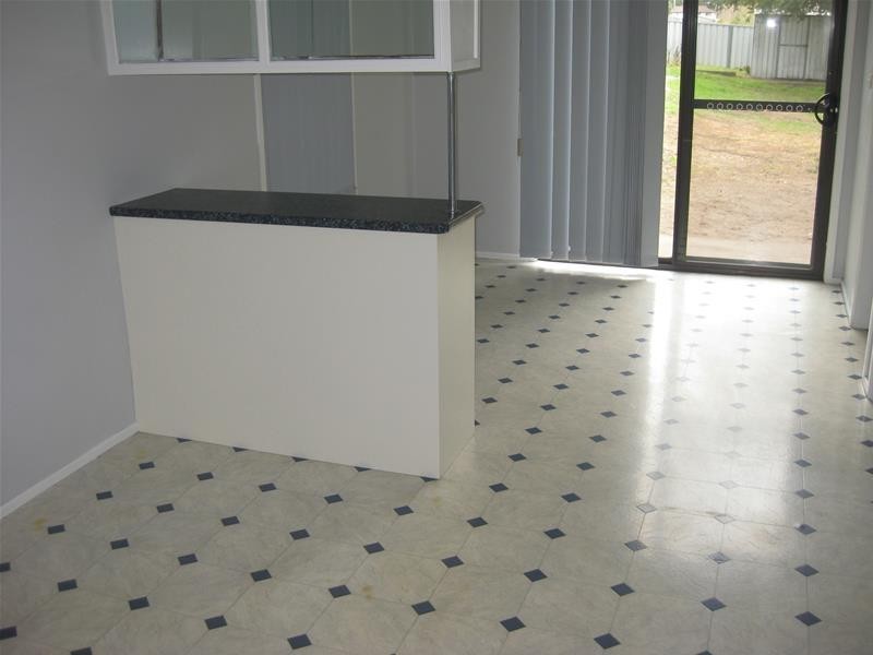 35 Fifth Street, Weston NSW 2326