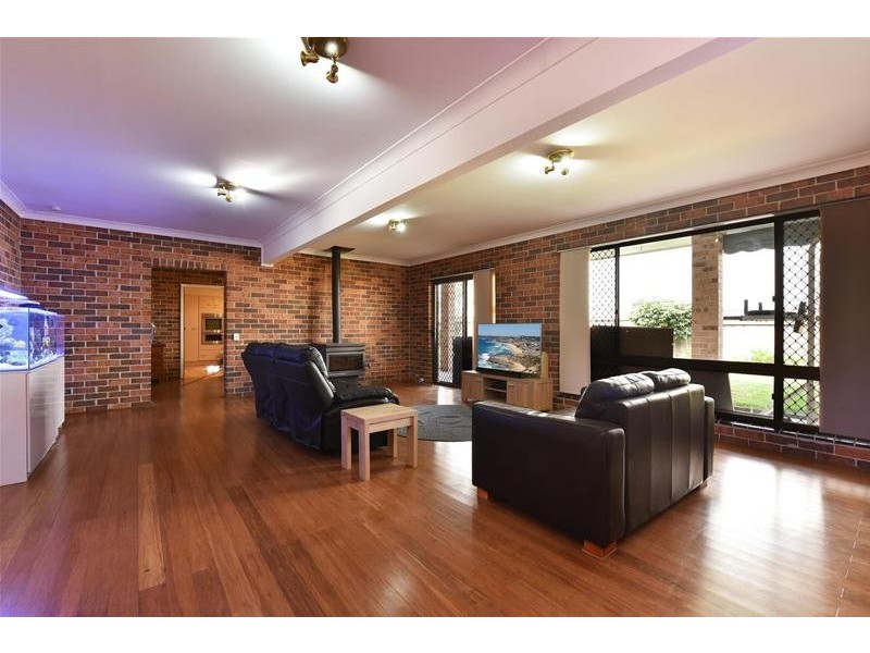 9 Clift Street, Heddon Greta NSW 2321