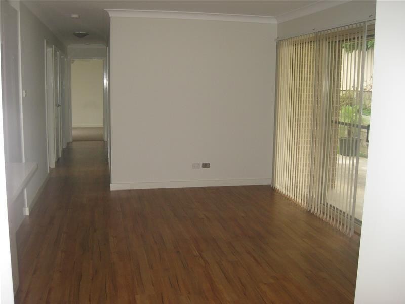 1/8 Fairview Place, Cessnock NSW 2325